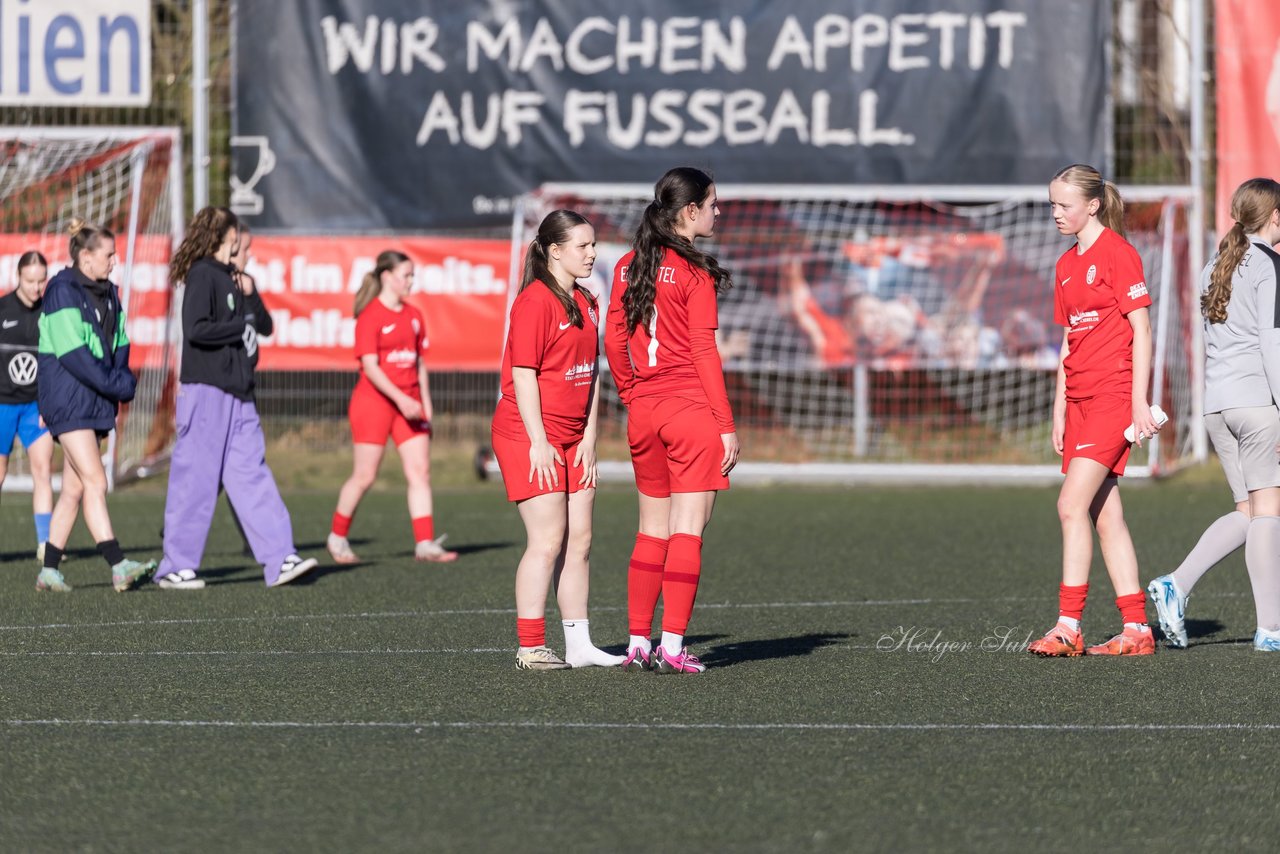 Bild 372 - wBJ Eimsbuettler TV - VfL Wolfsburg : Ergebnis: 1:3